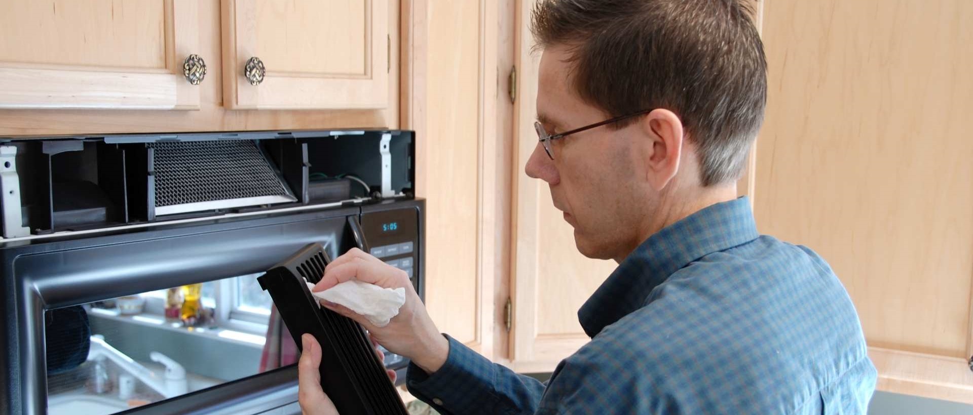 Kitchen fitters E7